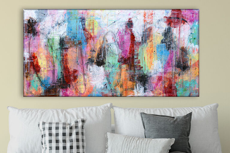 Billeder til væggen – moderne billeder over sofa i lys stue