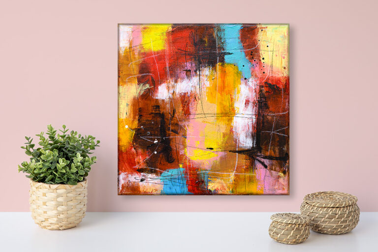 Kunst malerier 30x30 cm er velegnede på et afgrænset vægfelt over en lille kommode i soveværelsetMalerier 30x30 cm